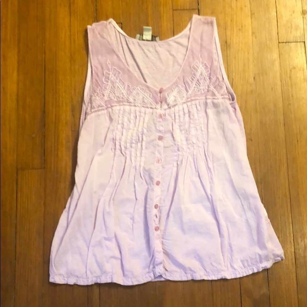 Light purple linen and lace sleeveless tunic